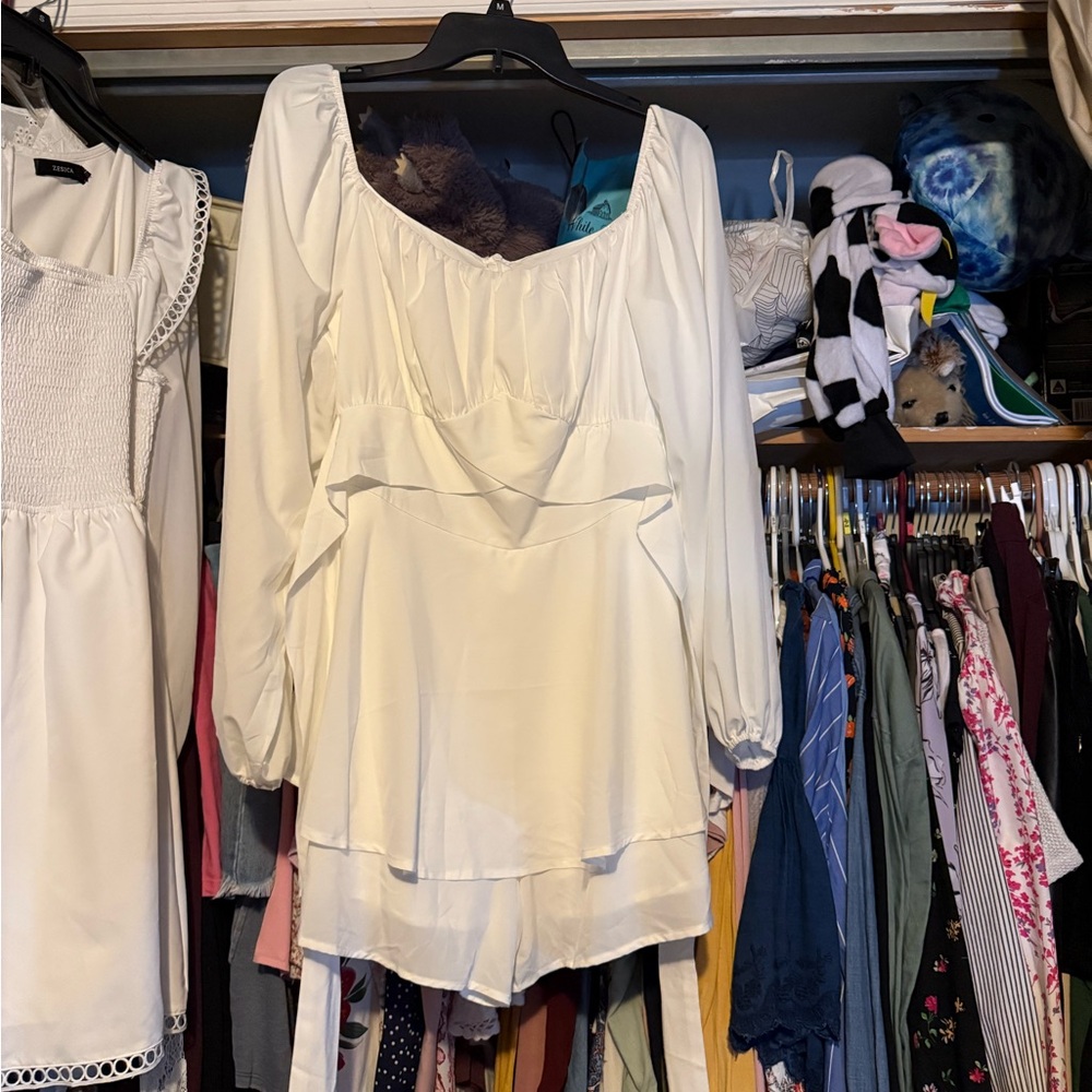 Women’s lantern sleeve, ruffle layer romper